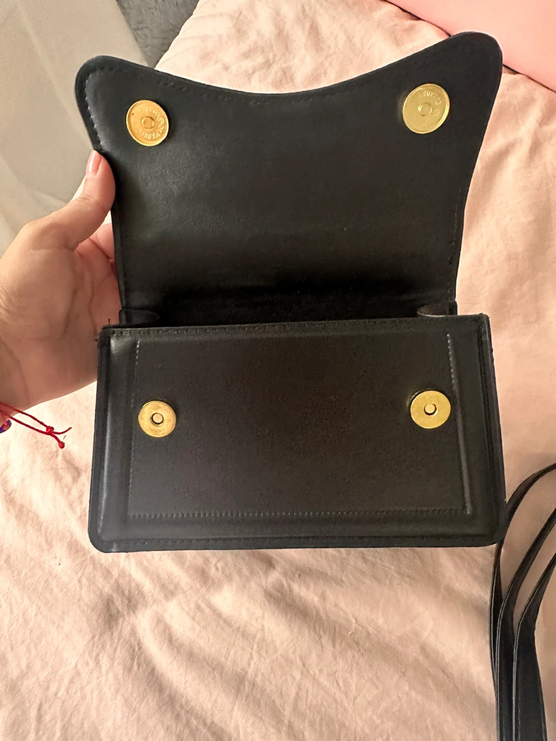 Black Handbag with Shoulder Strap - photo 3