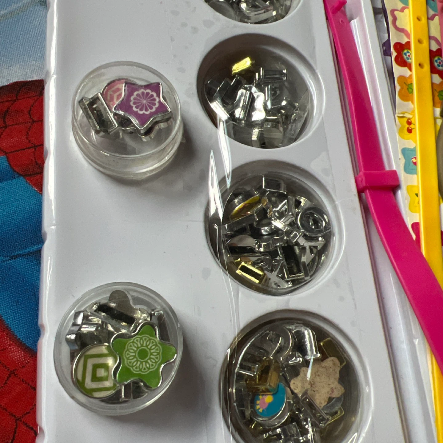 Totally Me! DIY Spell & Sparkle Bracelets Kit - photo 4