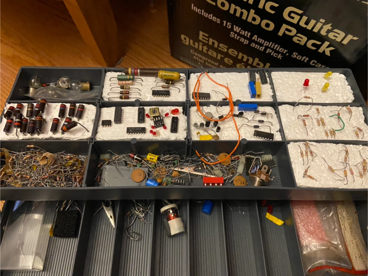 OLD PAL Electric Guitar Combo Pack and more - photo 5