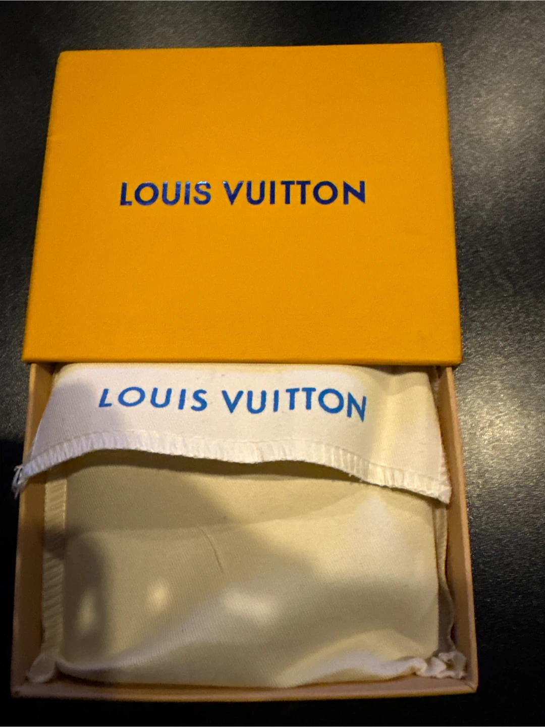 Louis Vuitton Bifold Wallet - photo 2
