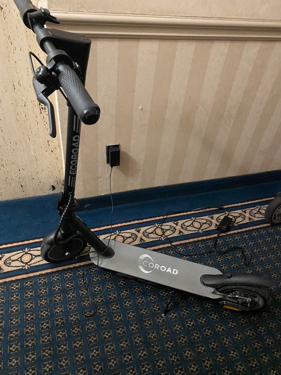 ECOROAD Electric Scooter