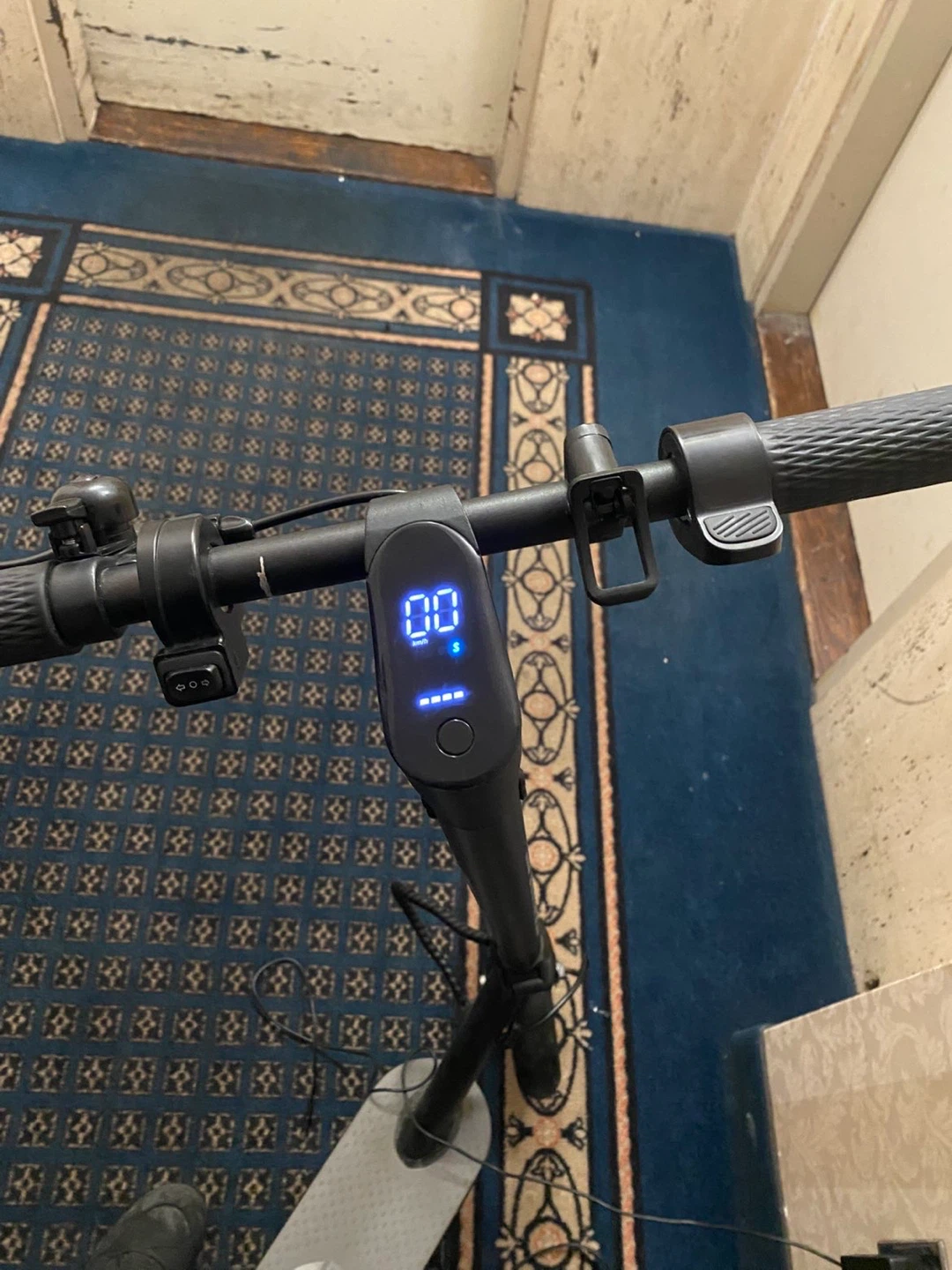 ECOROAD Electric Scooter - photo 3