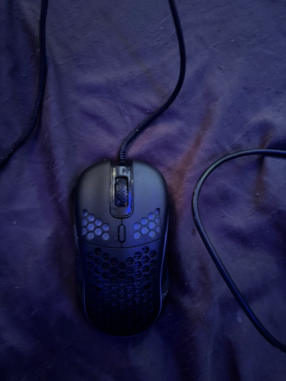 Black Lightweight Honeycomb Gaming Mouse