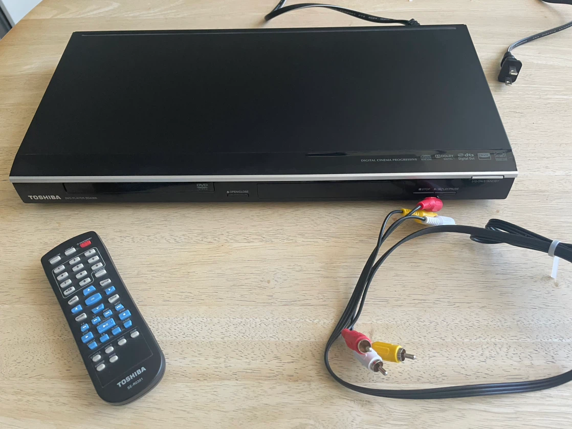 Toshiba DVD Player + Remote and Component Cable