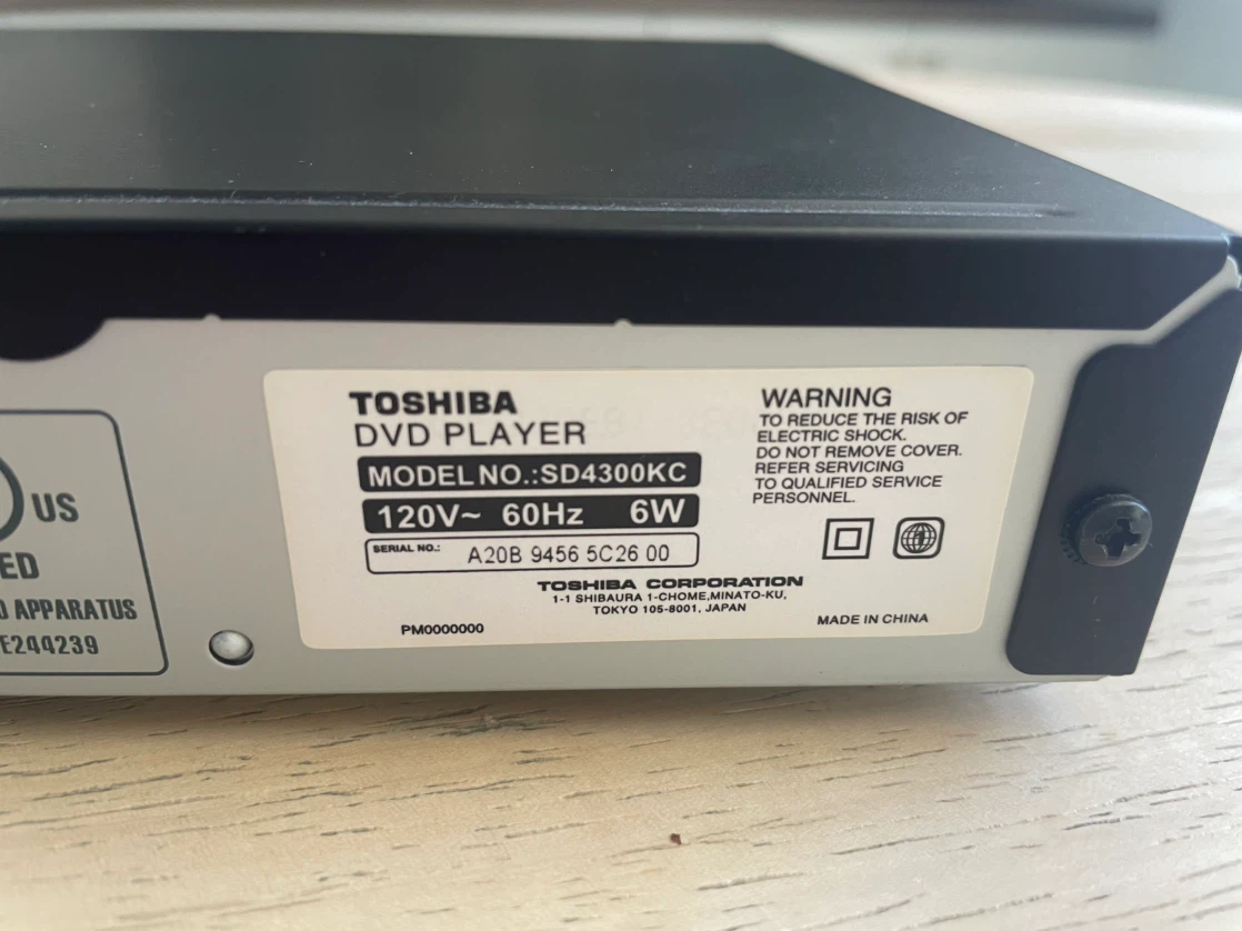 Toshiba DVD Player + Remote and Component Cable - photo 4