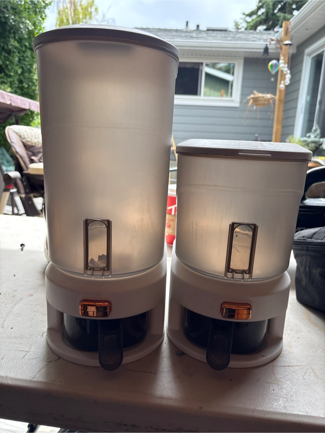 Stackable Dog Food Dispensers (2-pack)