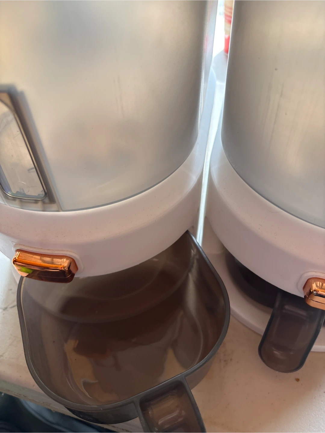 Stackable Dog Food Dispensers (2-pack) - photo 3