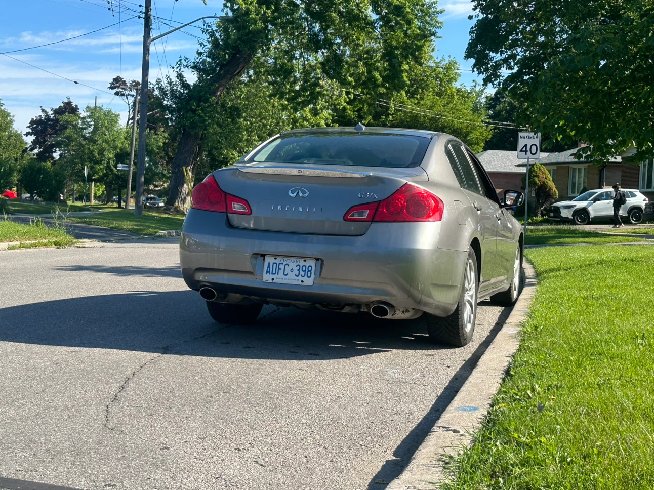 2009 Infiniti G37x Sedan - photo 2