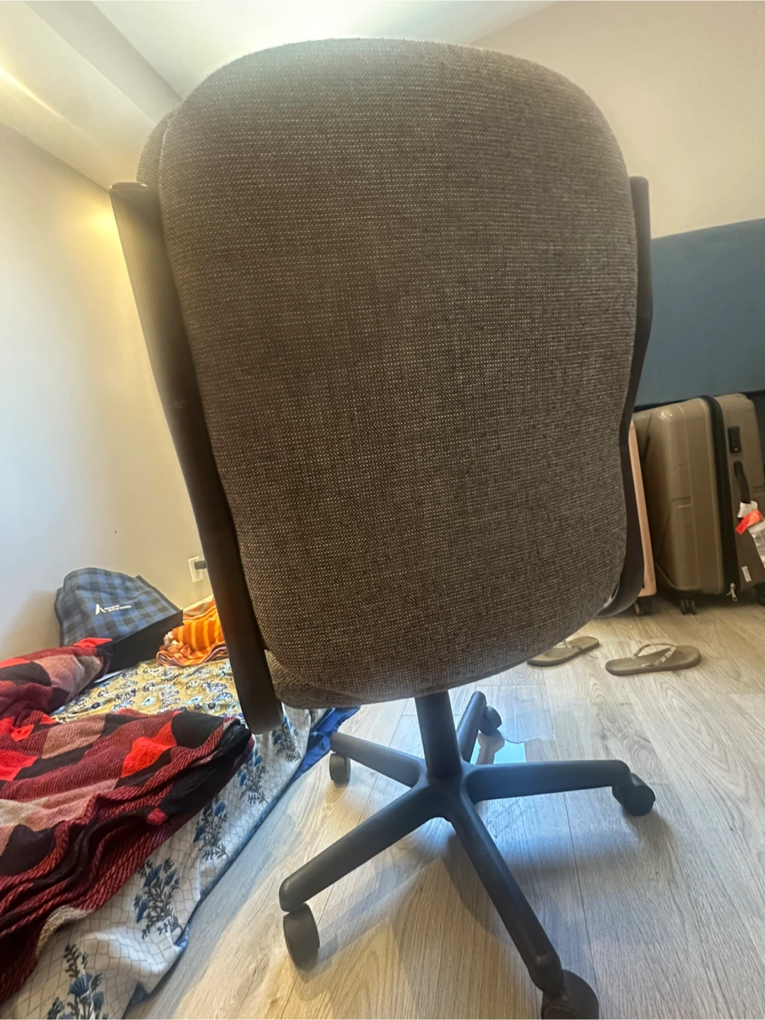 Office Chair - photo 2