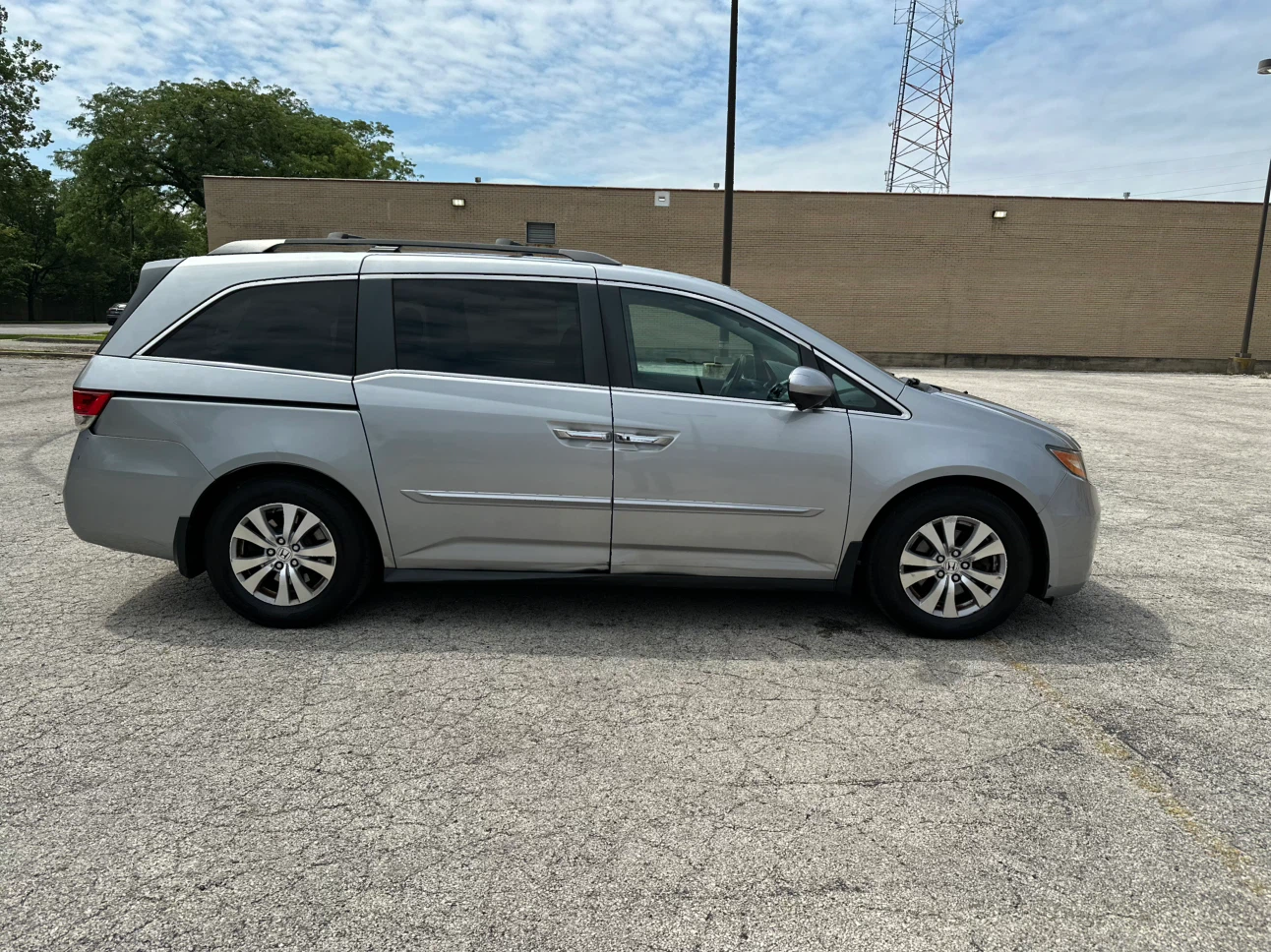 2016 Honda Odyssey EX-L - photo 2