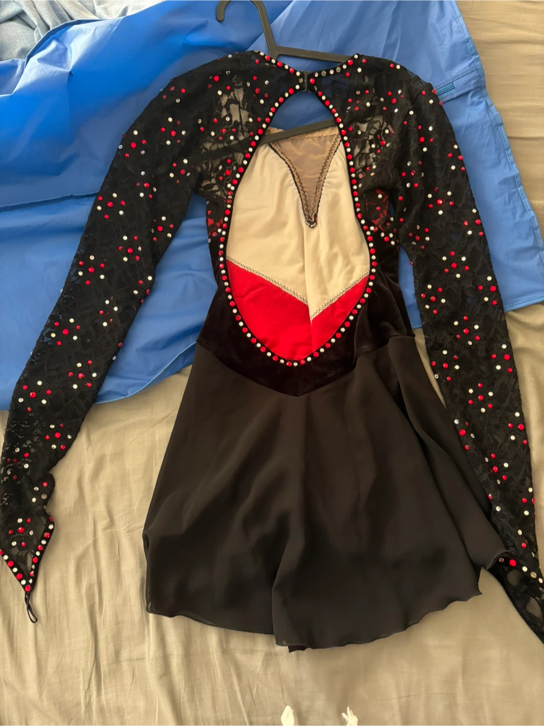 Figure skating competition dresses - photo 2