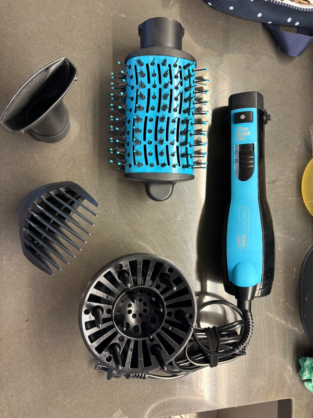InfinitiPRO by Conair blow dryer - photo 2