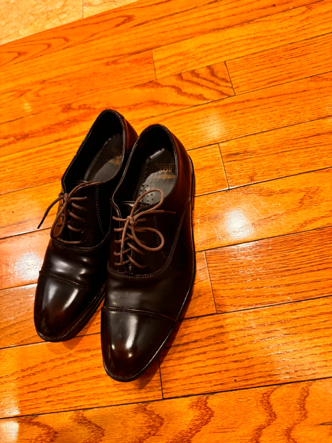 Brown  Oxford dress shoes