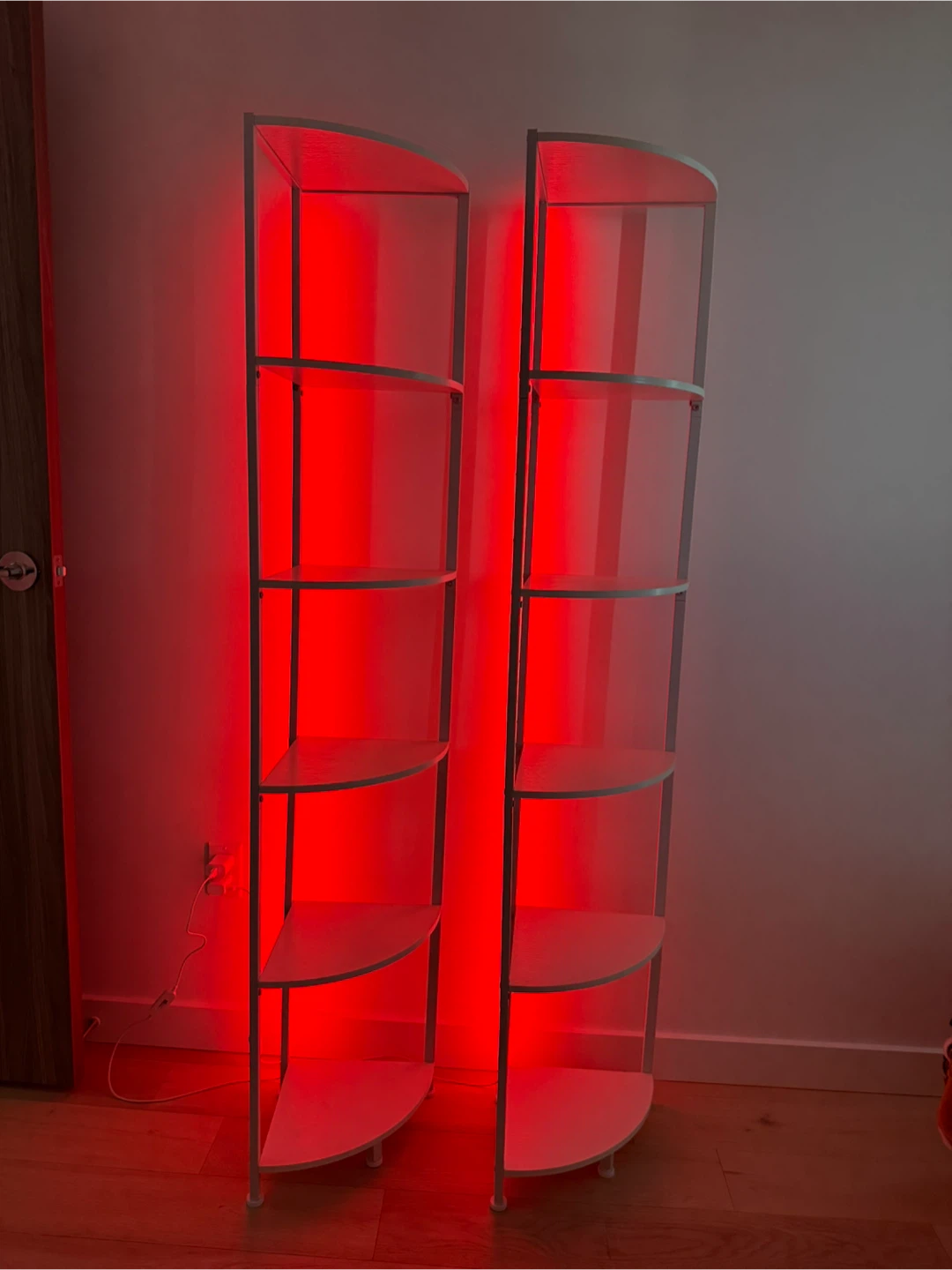 Set of 2 6-Tier Corner Shelves - photo 2