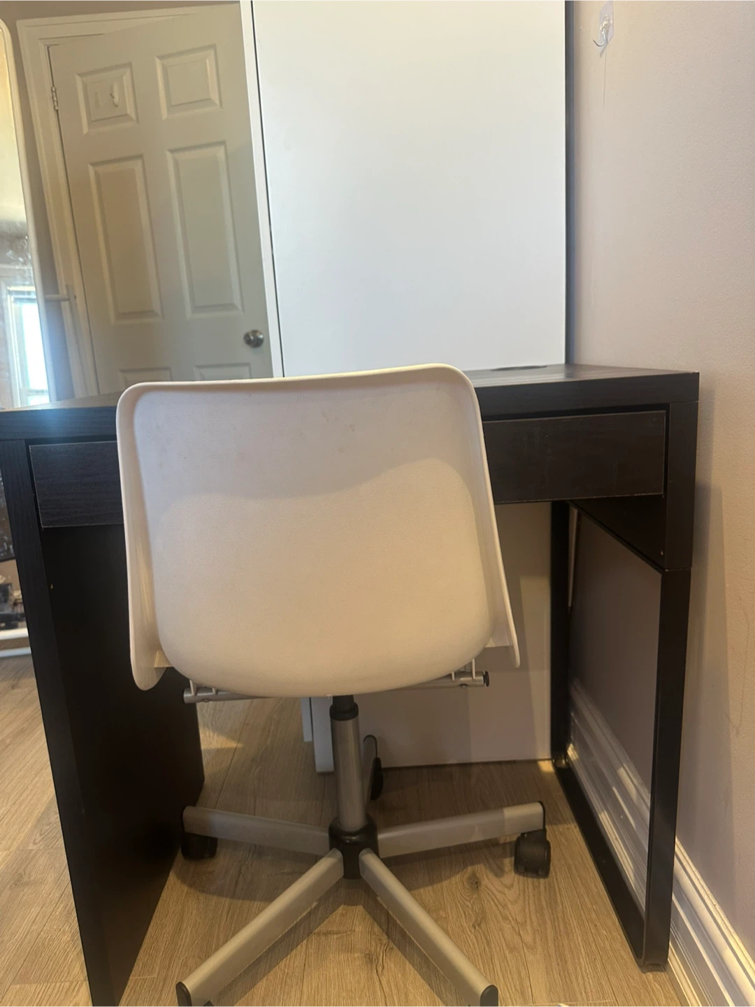 IKEA MICKE desk with Drawer and Chair