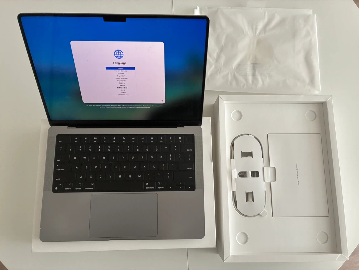 Apple MacBook Pro 14-inch M1