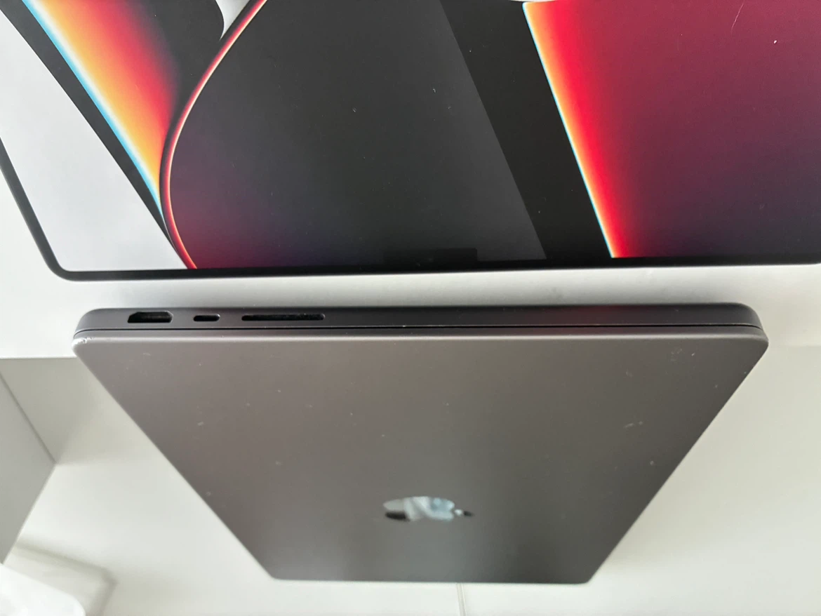 Apple MacBook Pro 14-inch M1 - photo 5