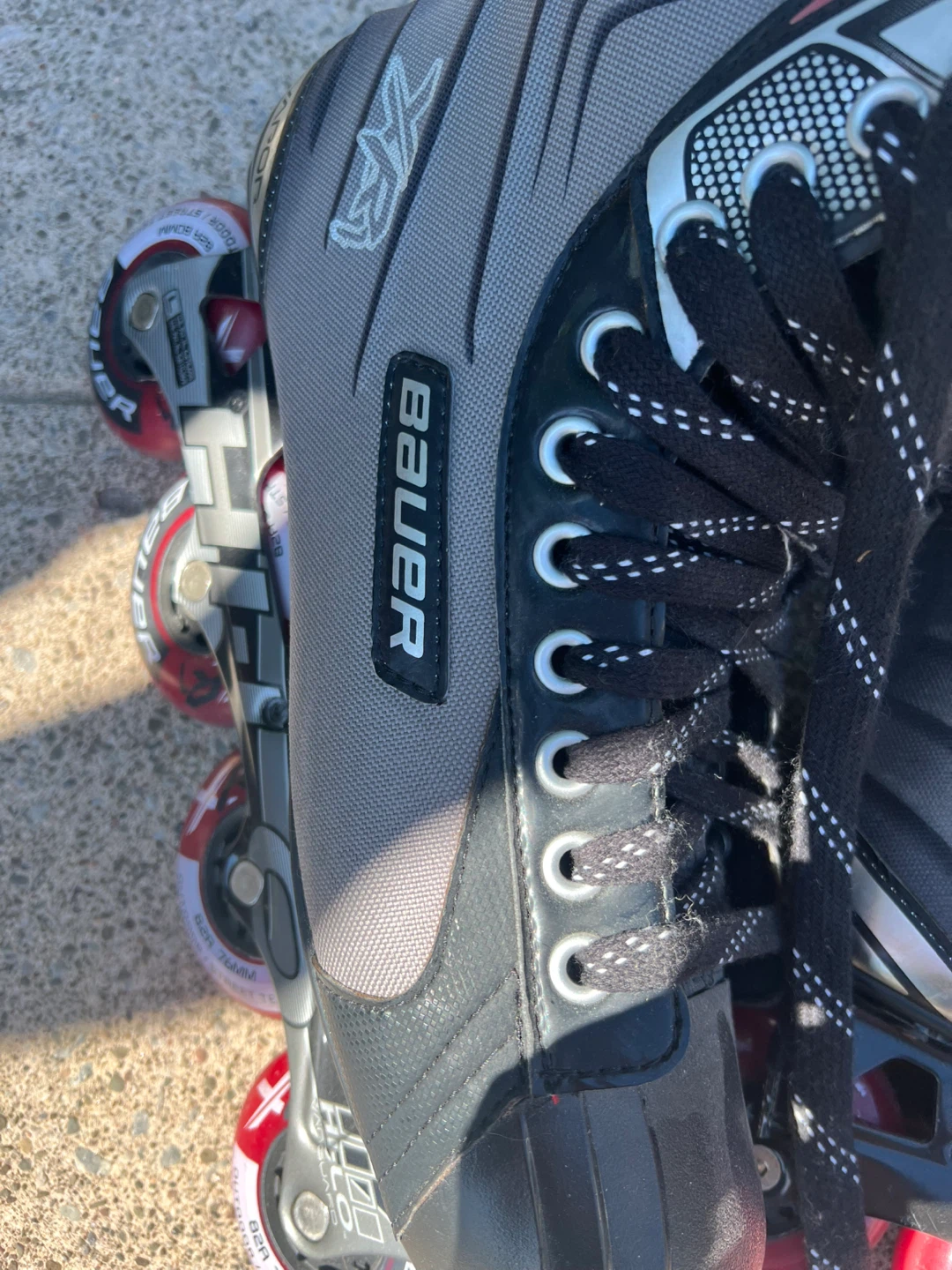 Bauer XR1 rollerblades size 11 mens - photo 2