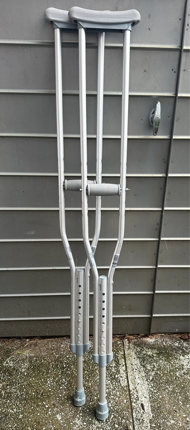 McKesson Aluminum Underarm Crutches - Pair