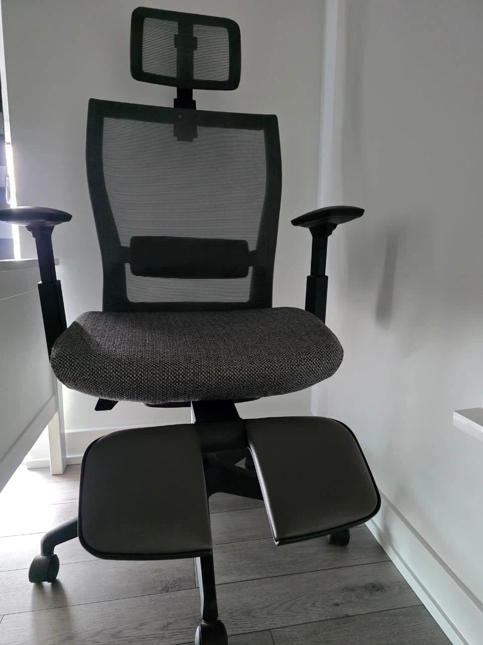 Autonomous Ergo Chair - photo 3