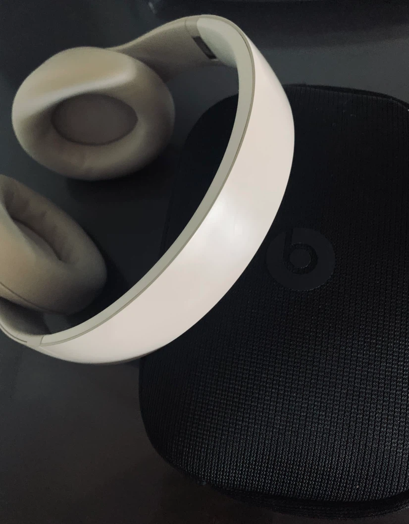 Beats Studio 3 Wireless Headphones - photo 2