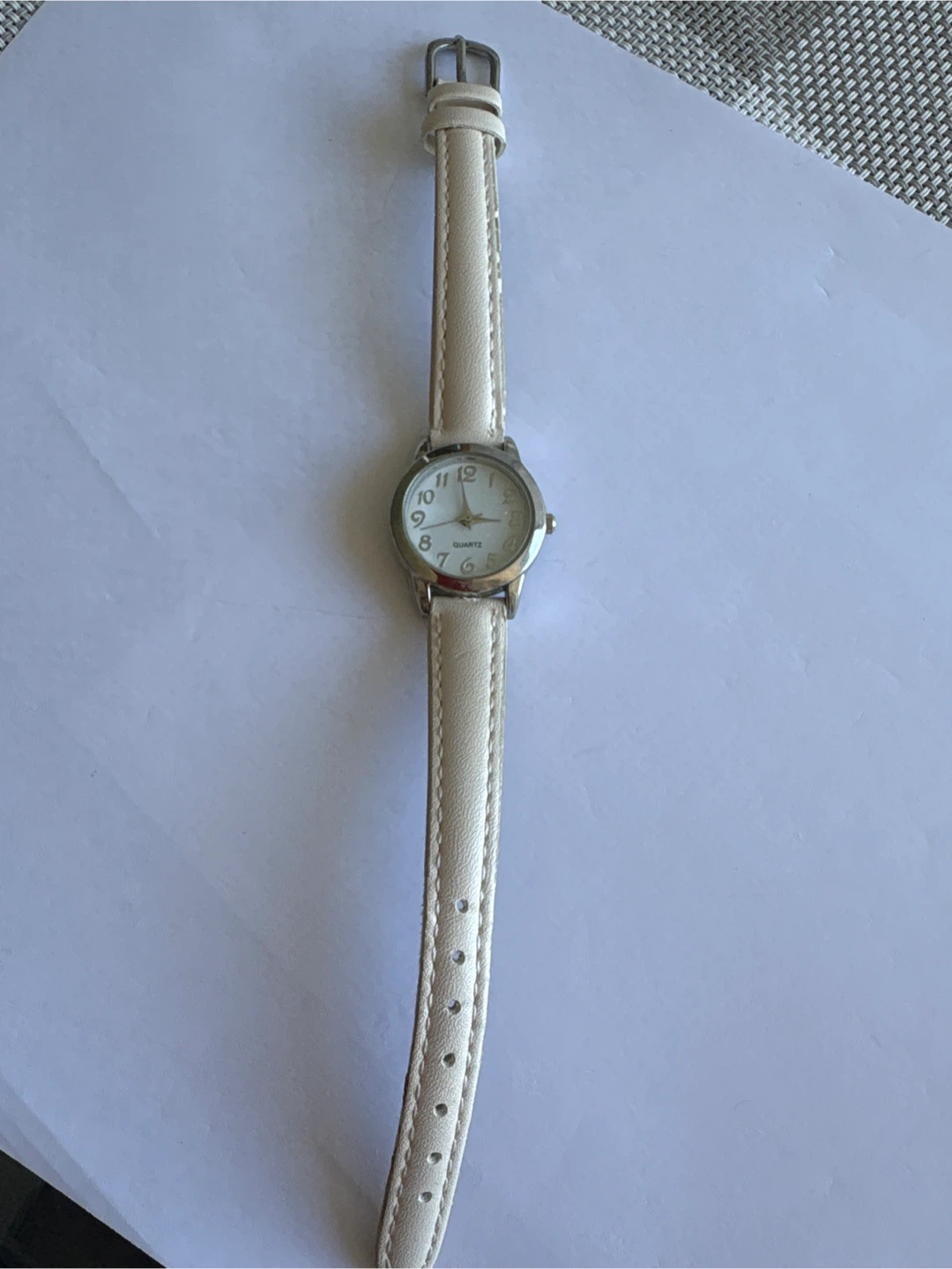 Women's Quartz Watch - Cream Band