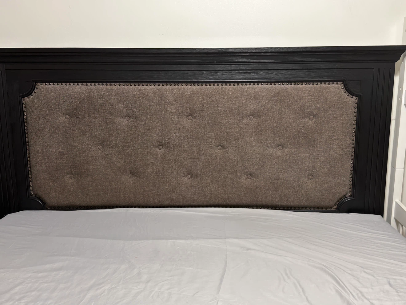 Raymour n flanigan Dark Wood Bed Frame with Storage Drawers - photo 2