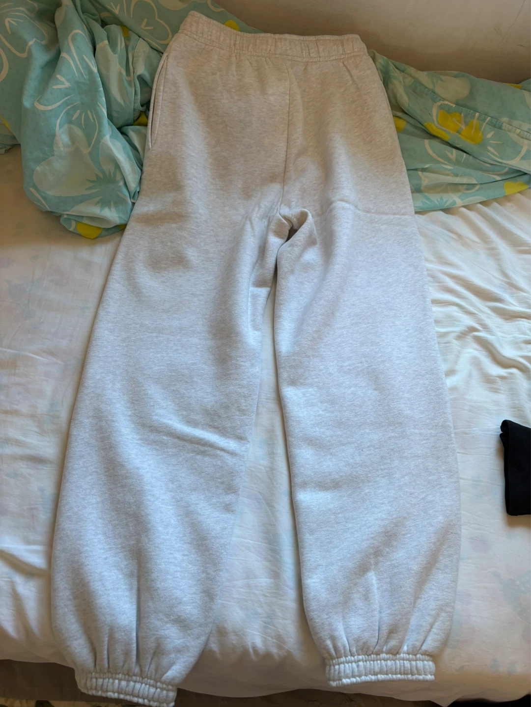 TNA high waisted sweatpants - photo 2