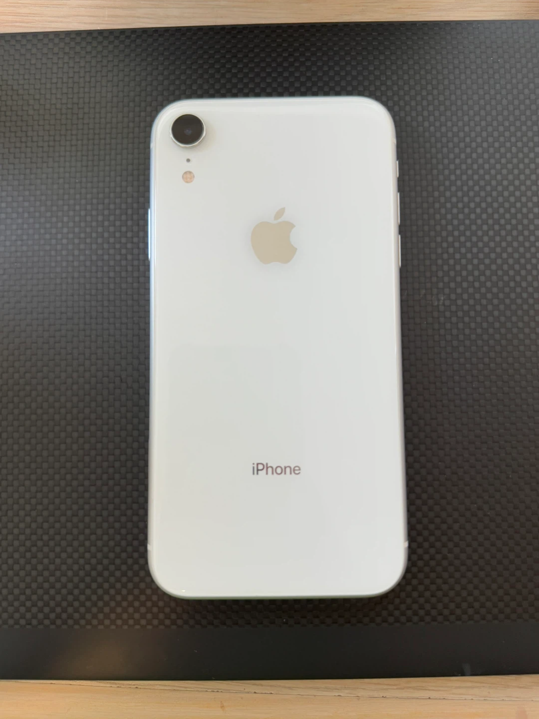 iPhone XR 64GB, Unlocked, 88% Battery Health - photo 3