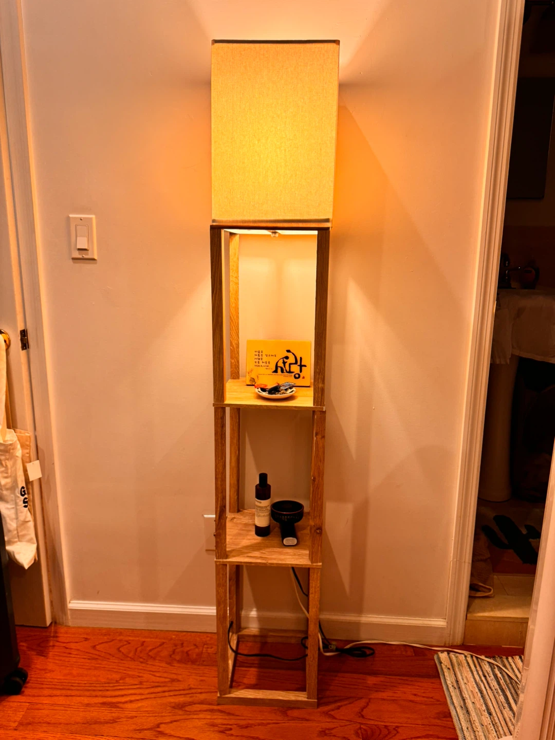 Floor Lamp with Shelves - photo 3