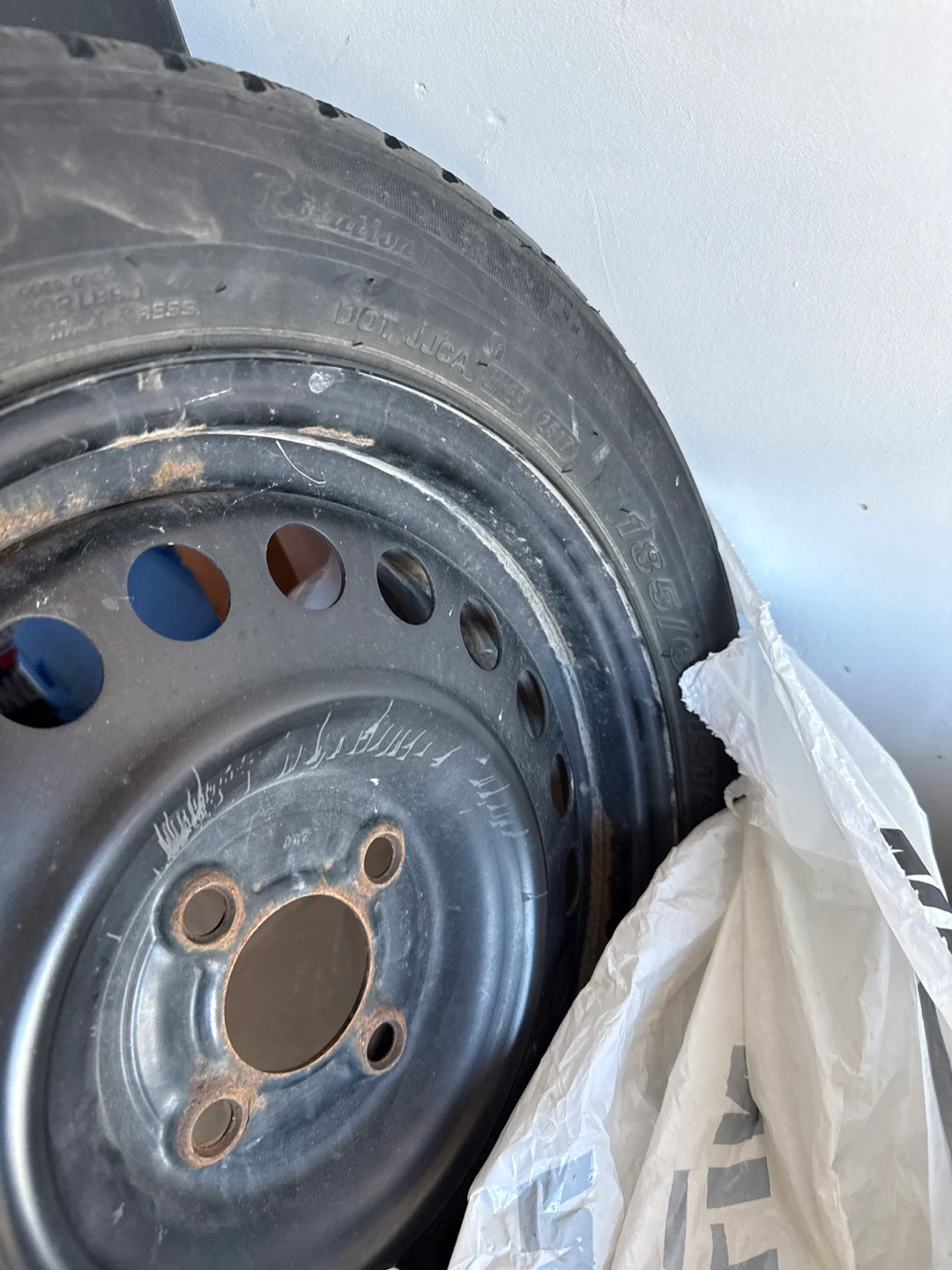Arctic Winter Tire and Rim - photo 4