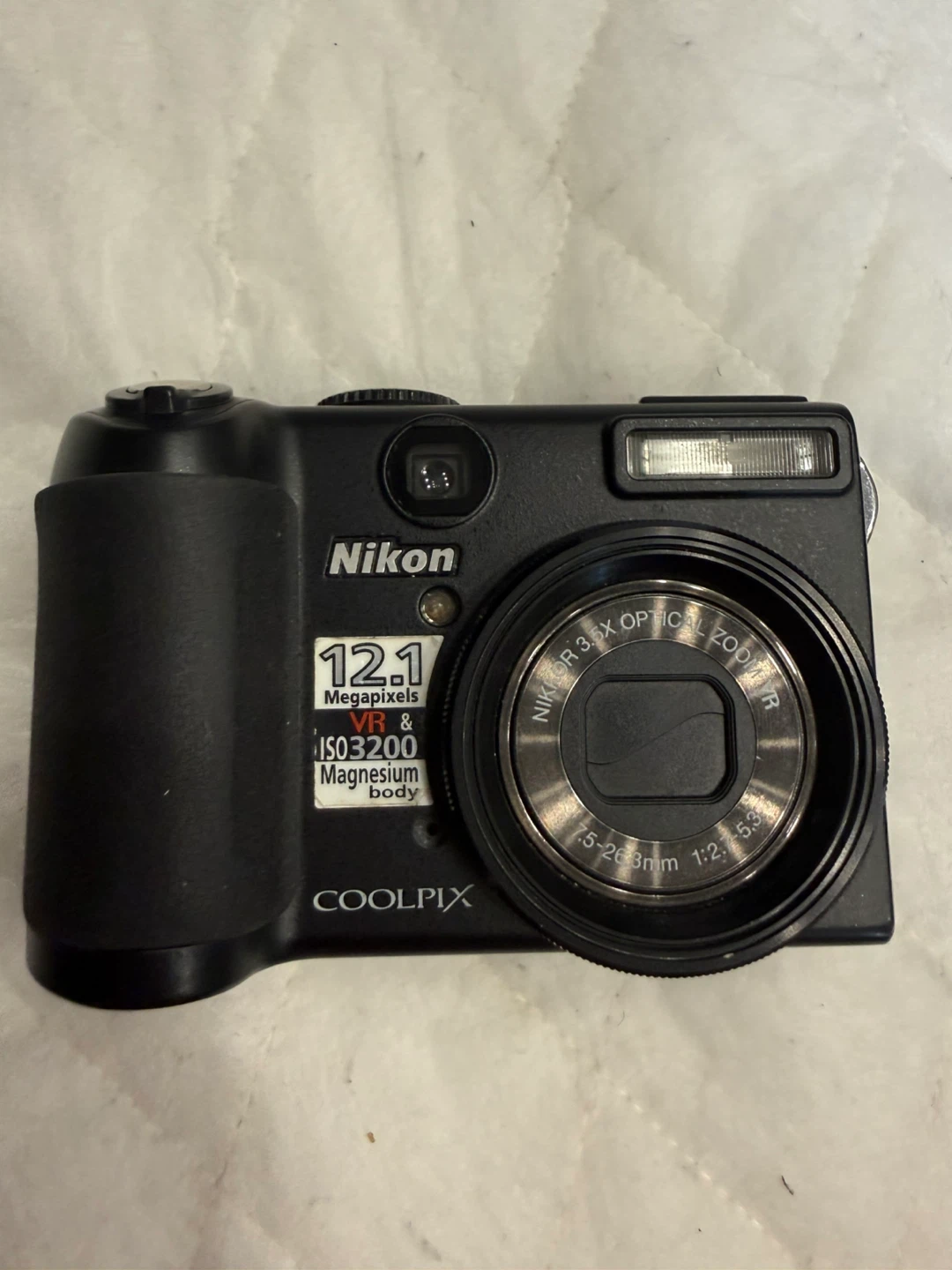 Nikon Coolpix Digital Camera P5100 - photo 2