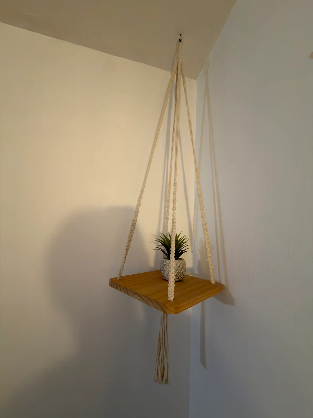 Macrame Plant Hanger Shelf