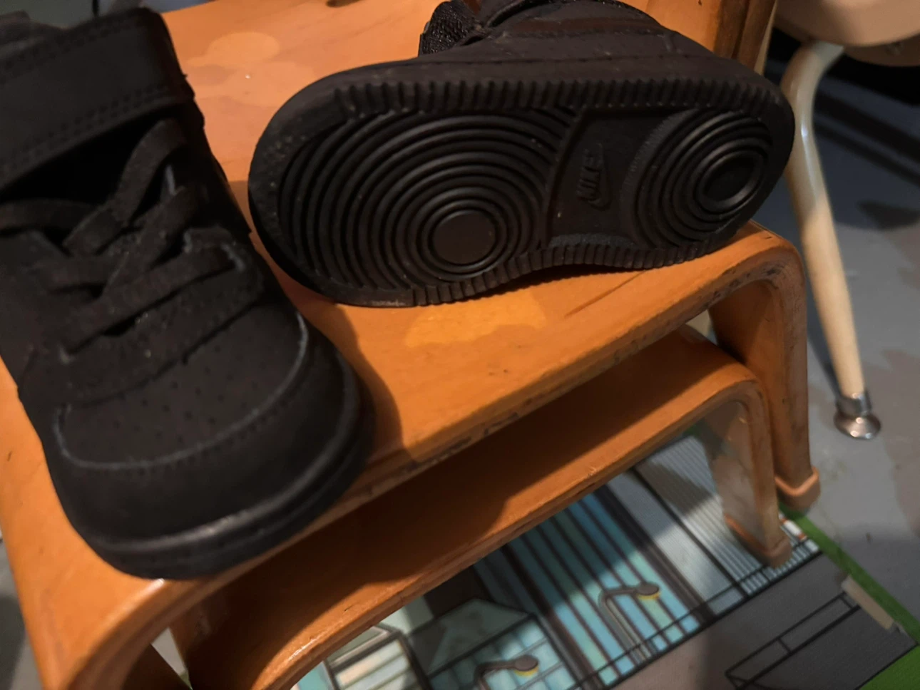 Nike Toddler Shoes - Black - photo 2
