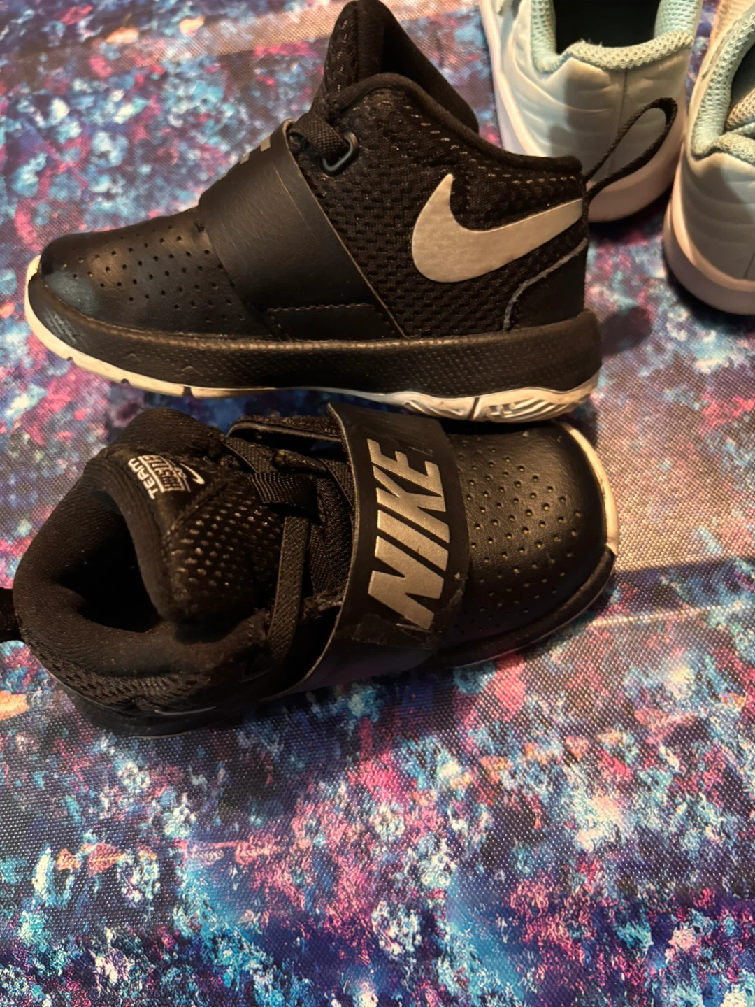 Nike Kids Black Sneakers Hook and Loop Size 7C