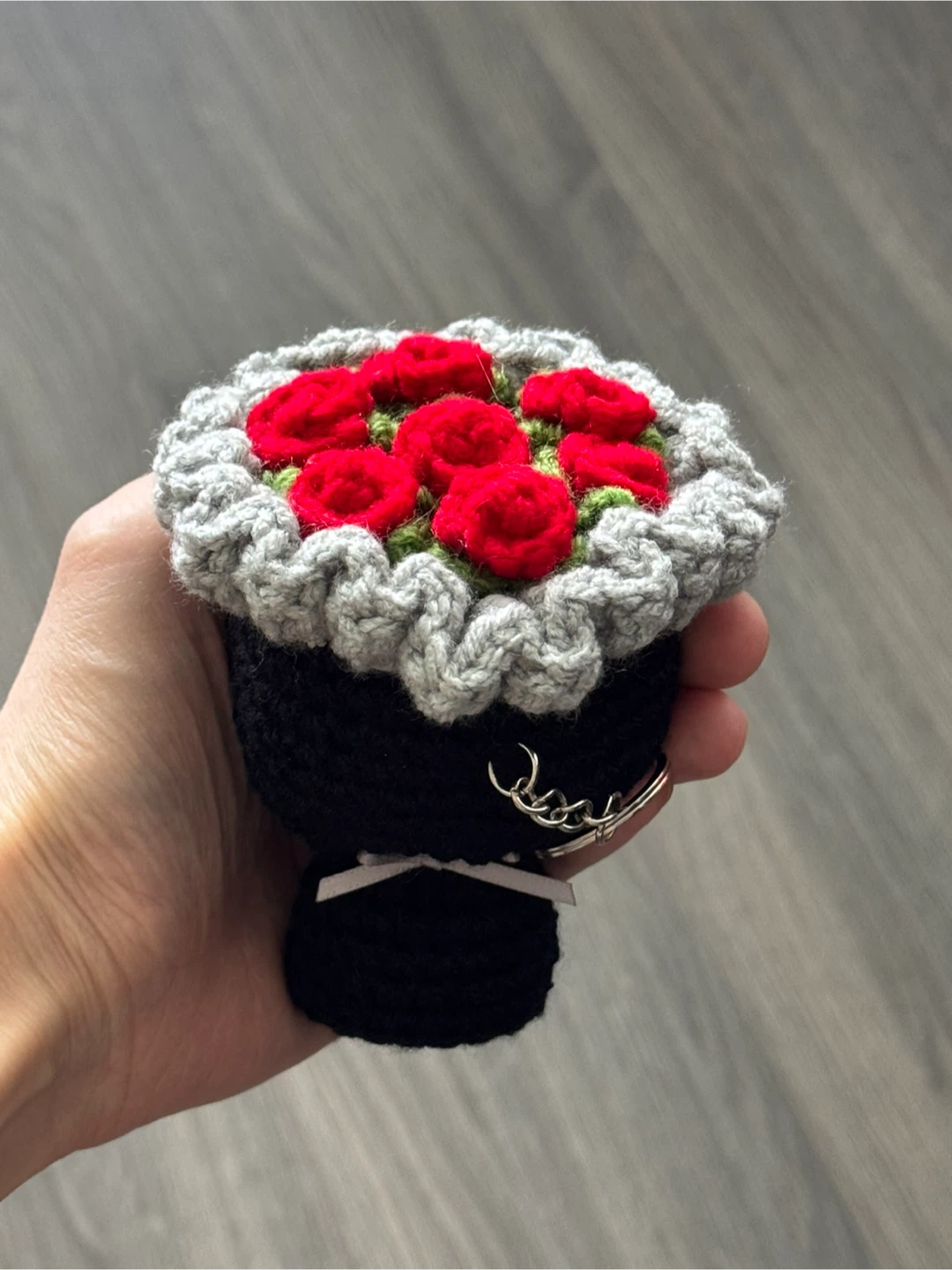 ON SALE！Handmade crochet flower bouquets keychain - photo 5