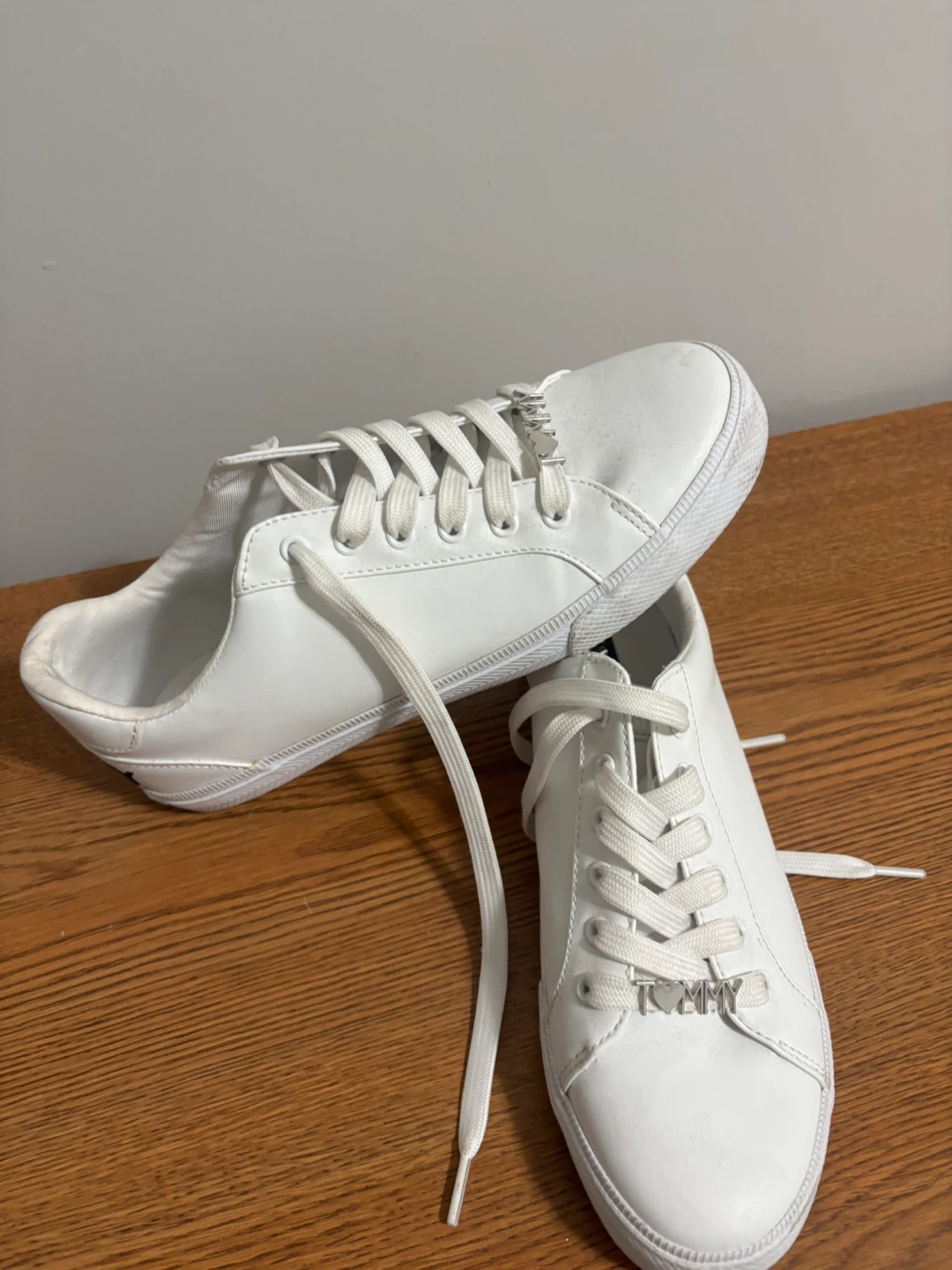 Tommy Hilfiger White Sneakers Size 8