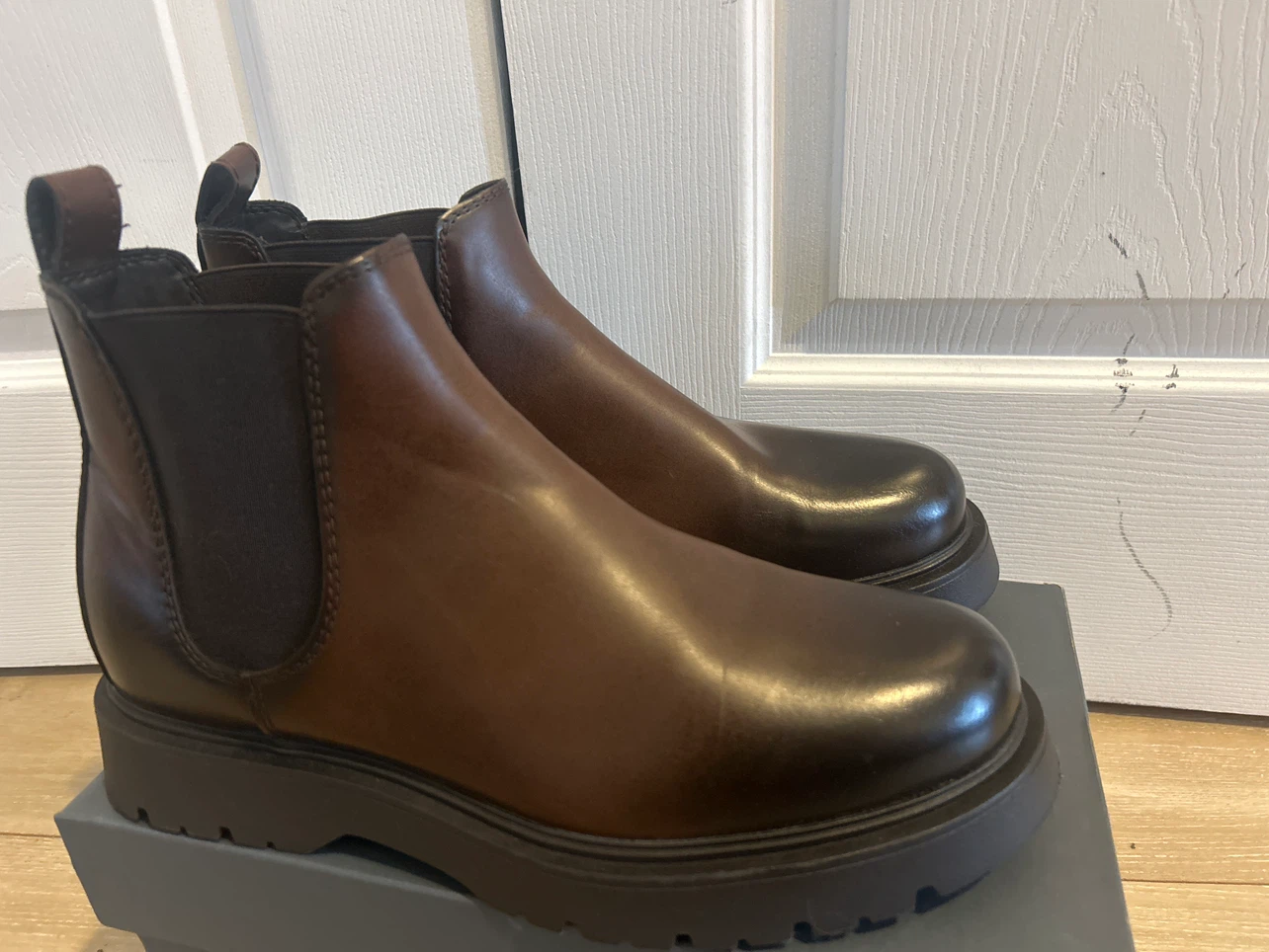Zara Brown Leather Chelsea Boots - photo 2