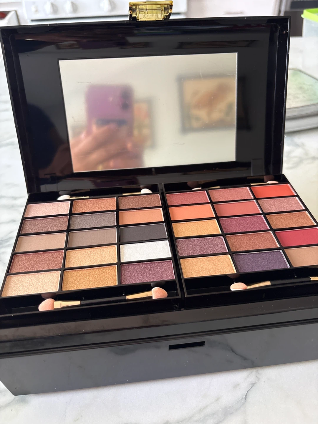 MORNECA Professional Makeup Kit - photo 3