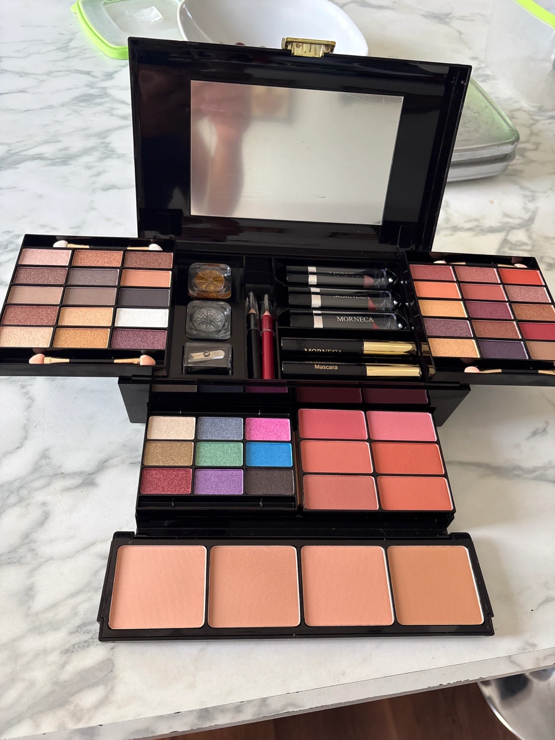 MORNECA Professional Makeup Kit - photo 5