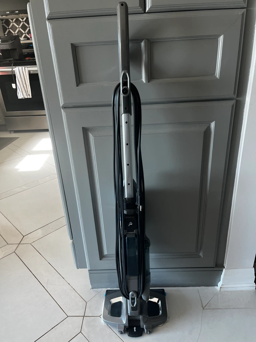 Bissell Symphony All-in-One Vacuum and Mop - photo 2