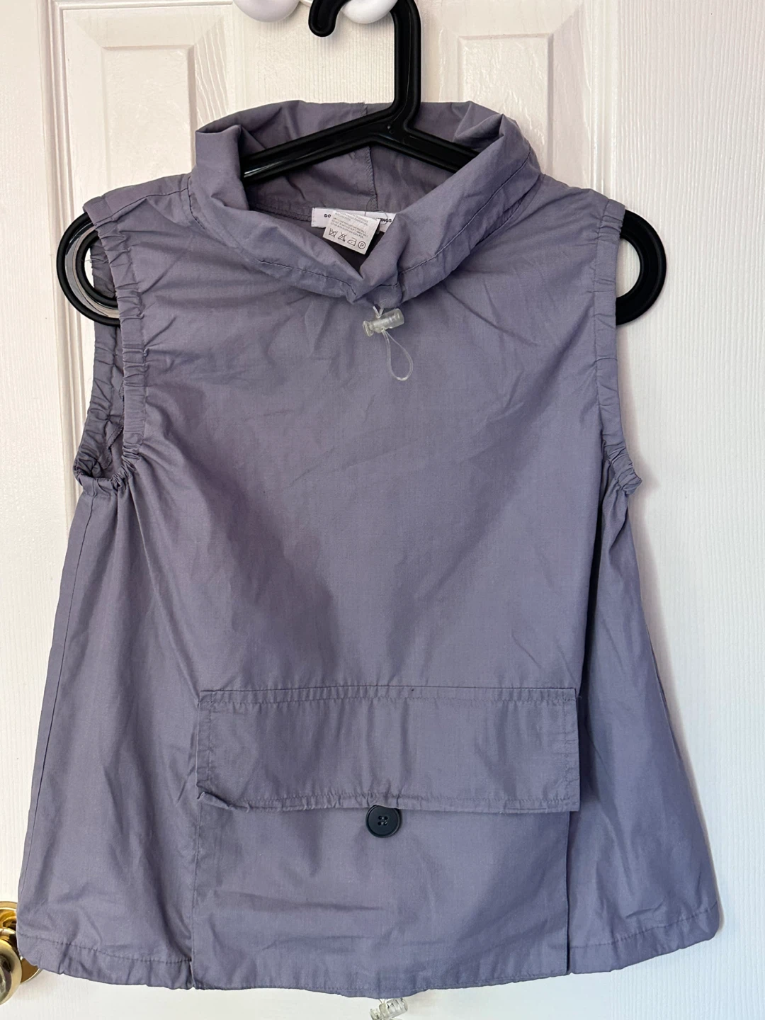 Grey Sleeveless Vest - Size Small