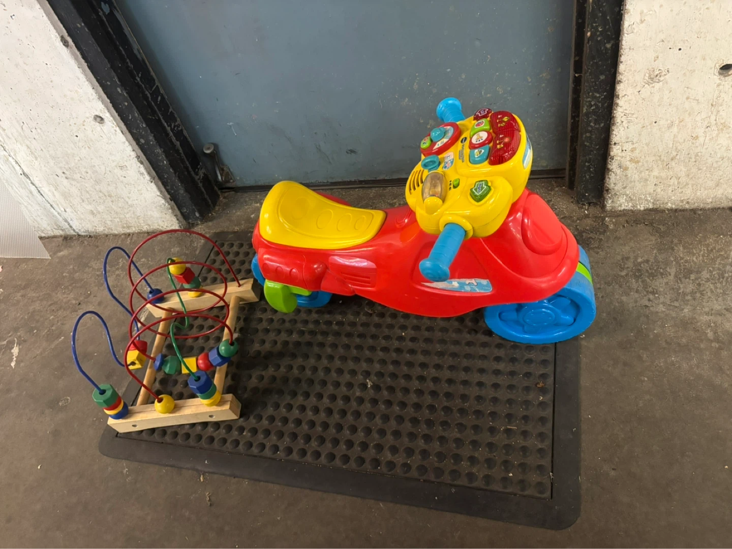 Toys for kids 10 dollars for all