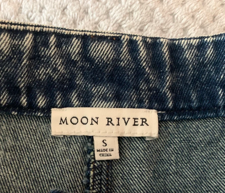 Moon River Acid Wash Button-Fly Jeans - photo 3