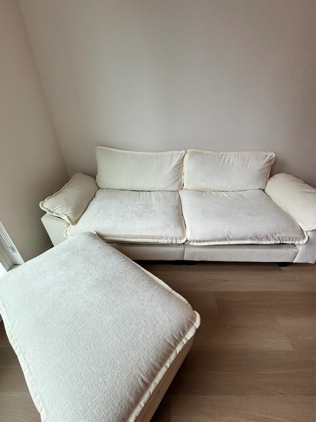 Cream Sectional Sofa with Ottoman