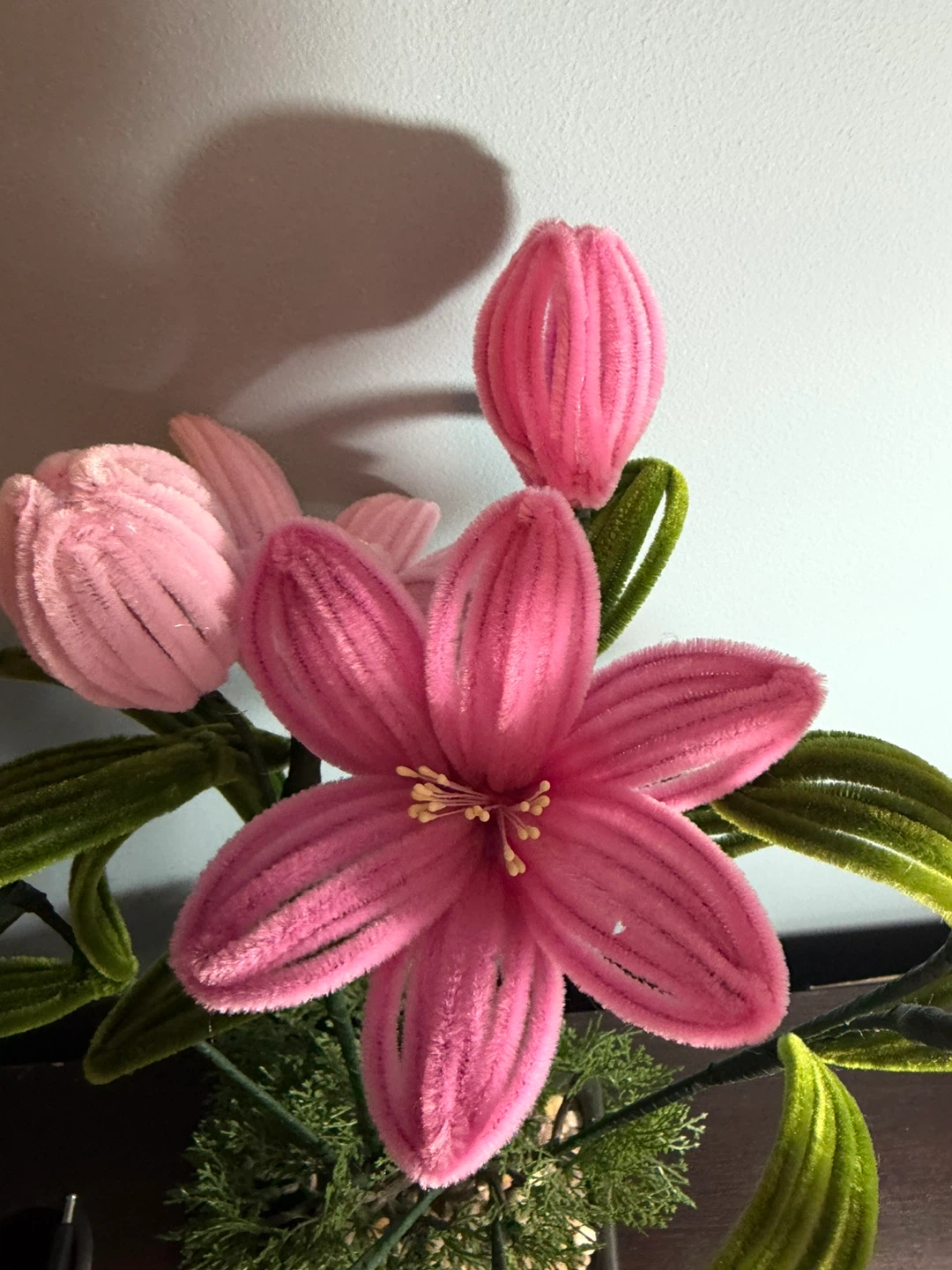 Pipe cleaner flowers - photo 4