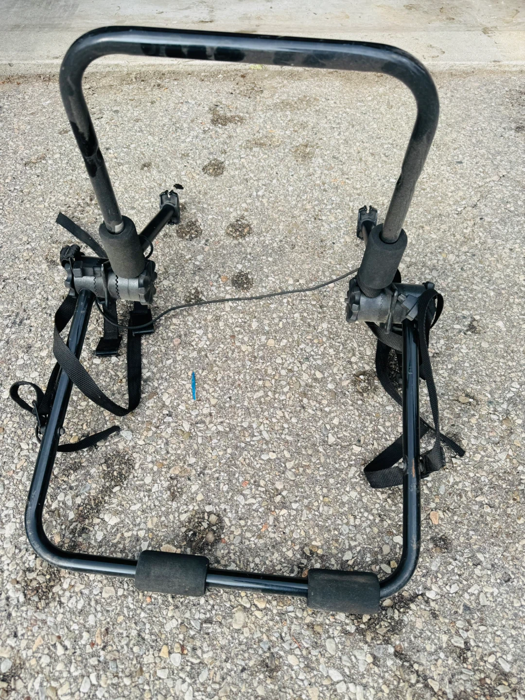 Black Trunk Bike Rack - photo 2