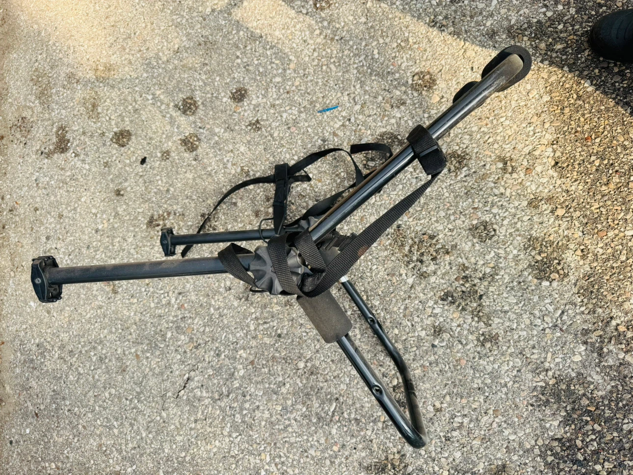 Black Trunk Bike Rack - photo 3