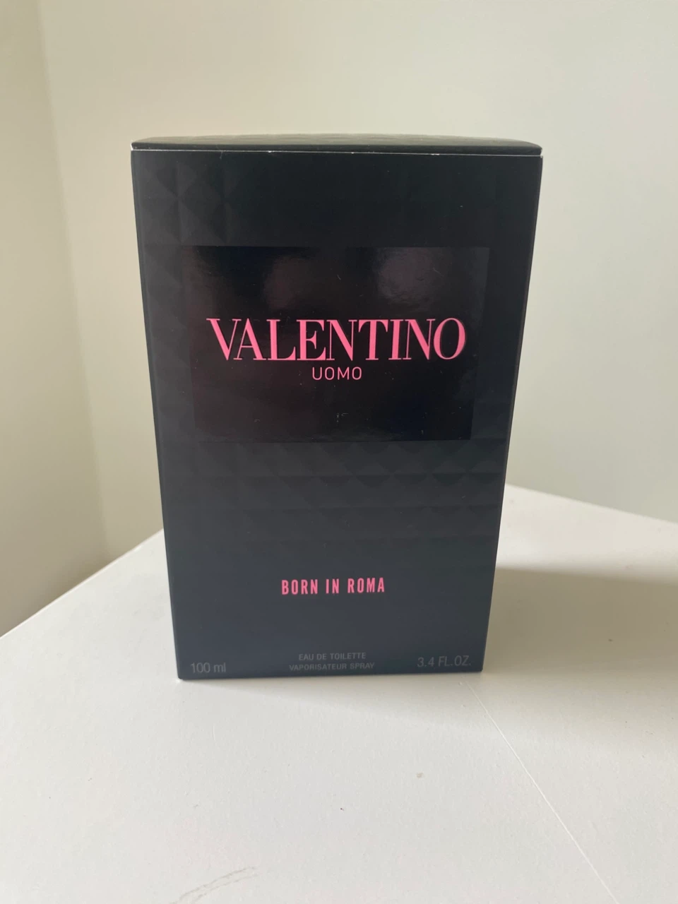 Valentino Uomo Born in Roma EDT 100mL – Like New - photo 2
