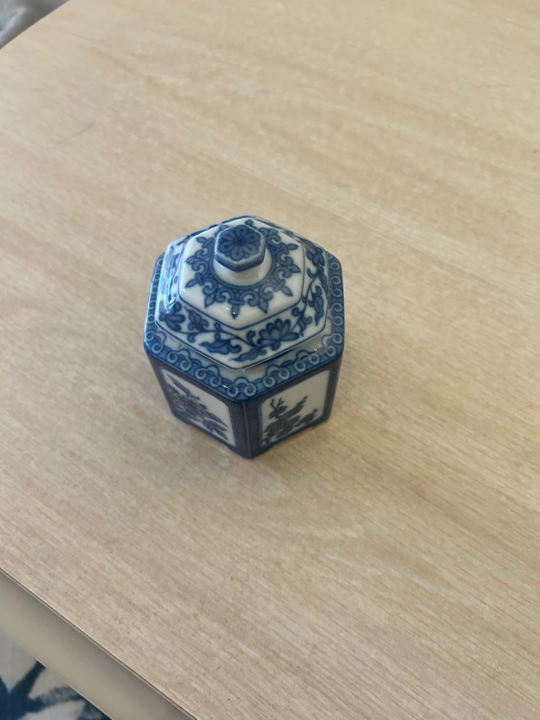 Kaiser Porcelain Trinket Box - photo 2